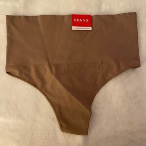 Spanx ecocare seamless shaping
